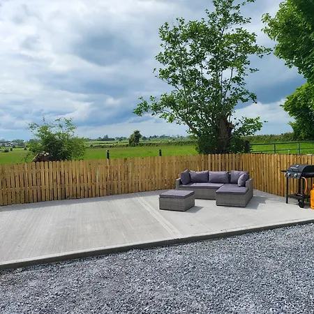 Peaceful Farm In Menlough Near Mountbellew, Ballinasloe, Athlone & Holiday home